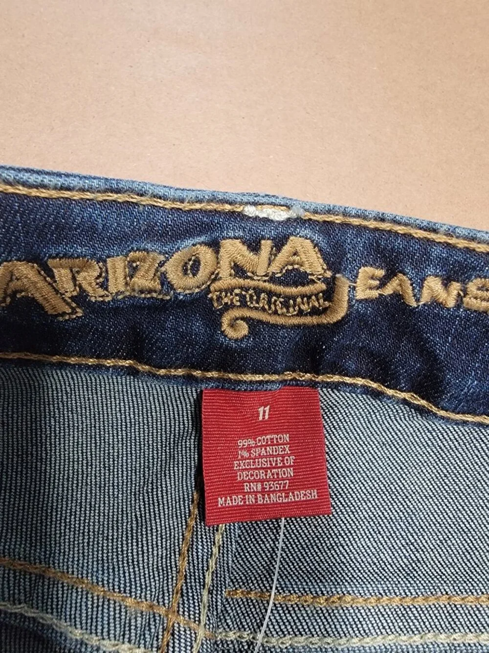 Arizona Jeans, Size Juniors 11 Denim Midi Shorts, NEW with Tag